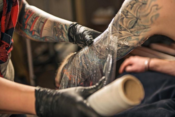 2928538 - Τι ενυδατική κρέμα για τατουάζ