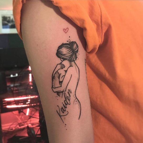 60 татуировки на деца за майки, които показват любовта си