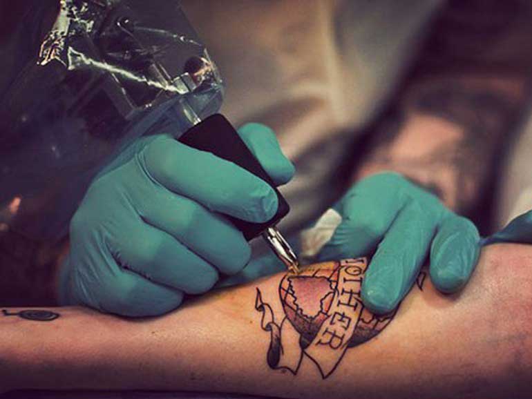 Tattoo ömhet
