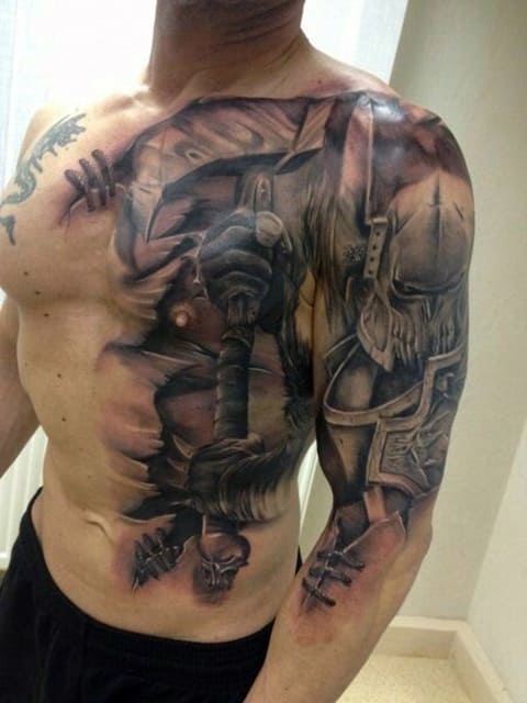 Stor gladiator tatovering