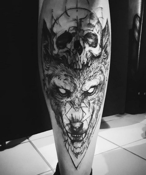 Cosa significa il tatuaggio del lupo? Significato del tatuaggio del lupo per uomini e donne: foto