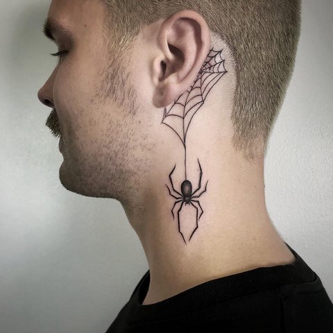 Wat betekent een spider tattoo voor mannen? Tattoo van een spin, betekenis voor meisjes