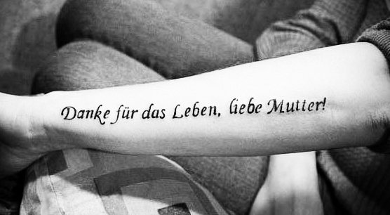Citations allemandes pour le tatouage avec traduction pour l'amour, la vie, le bonheur, l'amitié et la musique.