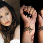 Demi Lovato met tatoeages op haar pols