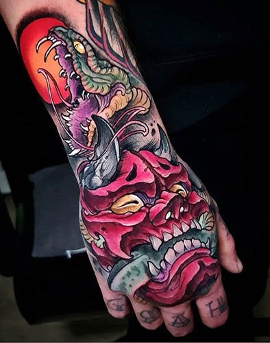 Demon Oni -tatuointi. Merkintä, käsivarteen, selkään, olkapäähän, kyynärvarteen.