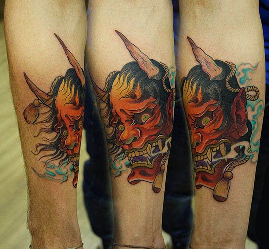 Demon Oni tattoo. Betekenis, op arm, rug, schouder, onderarm