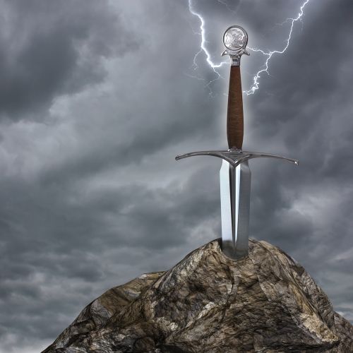 Ekskaliburas, karaliaus Artūro kalavijas (iš akmens)