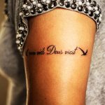 Frasi per tatuaggi con significato in latino per ragazze in inglese, francese, italiano