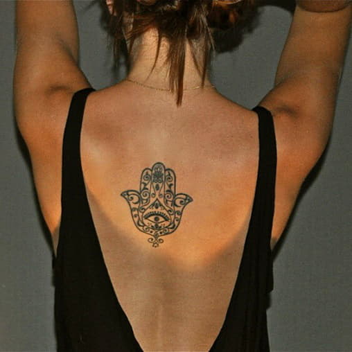 Ιδέα για ένα σλαβικό τατουάζ - Hamsa shore