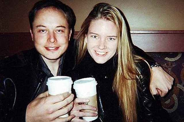 Elon Musk ja esimene abikaasa Justine