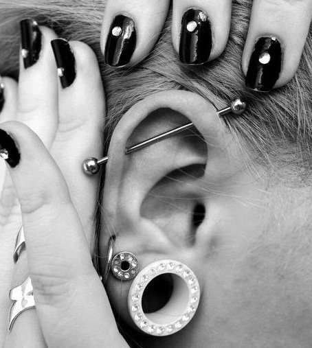 Ipari tetoválás tetoválások ipari piercingek 10 foto