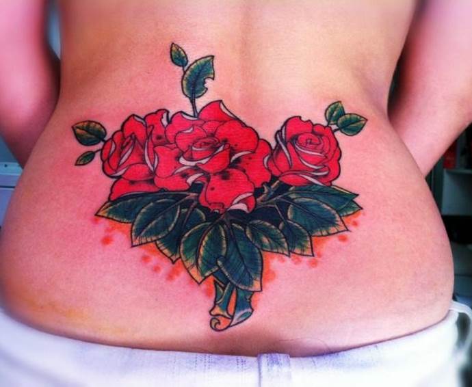 Afbeelding van een roos in een tatoeage