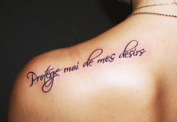 Kaunis ranskalainen lause tatuointeja, tyttö tai poika
