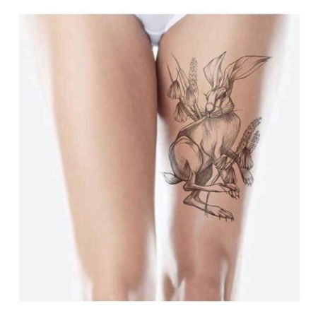 Tetovanie králika na stehne