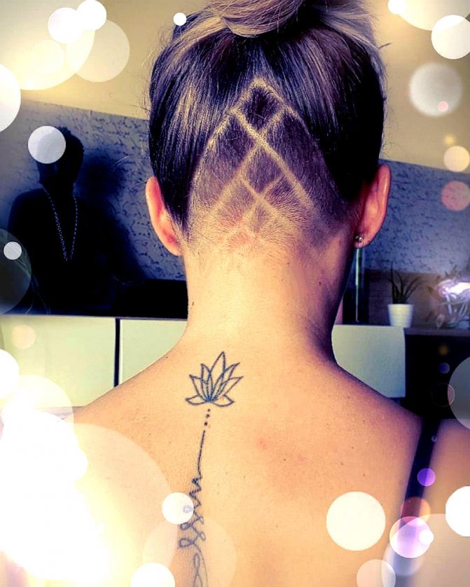 Lotus ja tatuoinnit