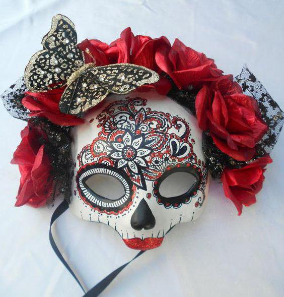 mehiška maska z žensko lobanjo