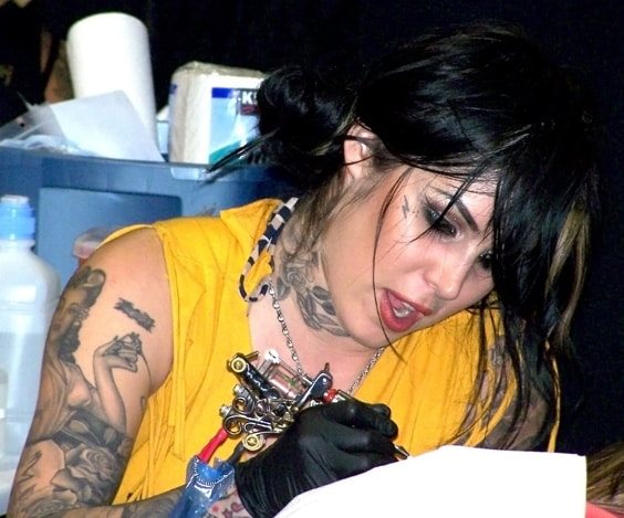 Mestre Tatuador Kat Von D