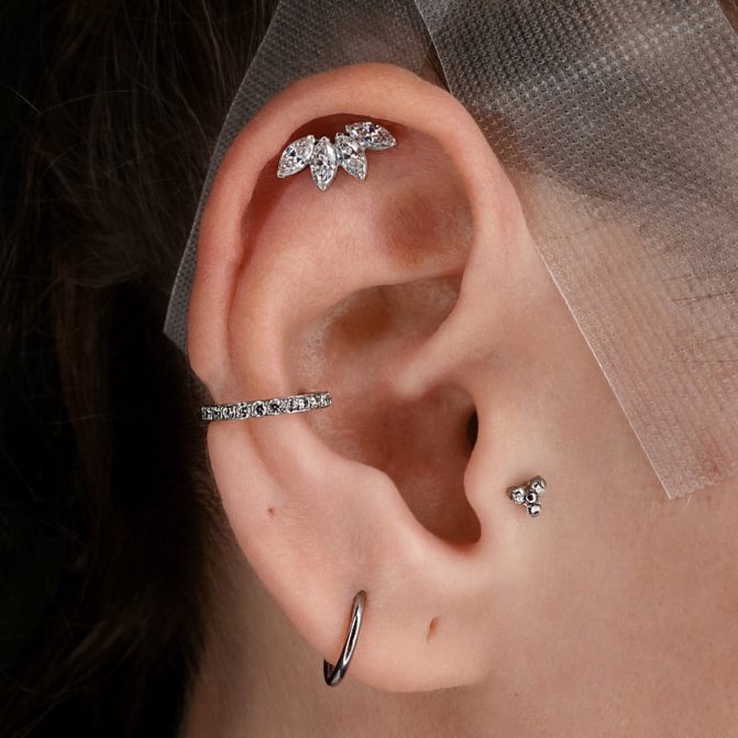 piercing chelix, piercing tragus, piercing kagyló, piercing lobe piercing