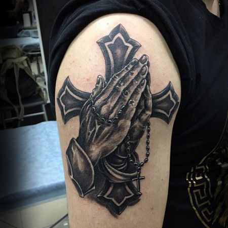 Tetovanie náboženské tetovanie s krížmi