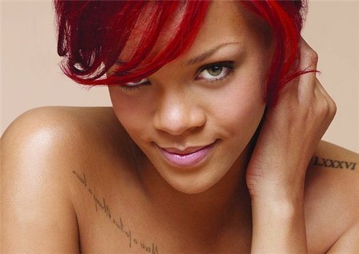 Rihanna e a sua nova tatuagem