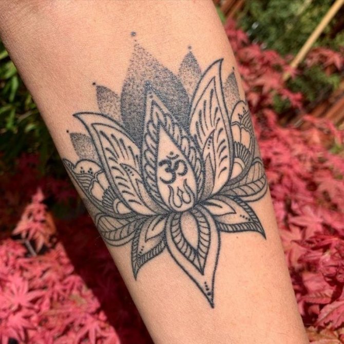 Um simbolis tatuiruotė