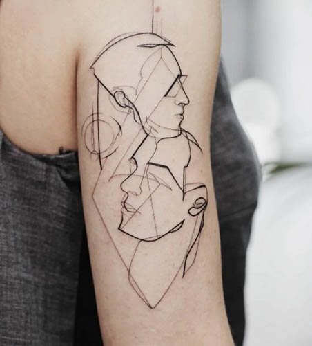 Modernit tatuoinnit tytöille käsivarteen. Luonnokset, merkitys, valokuvat