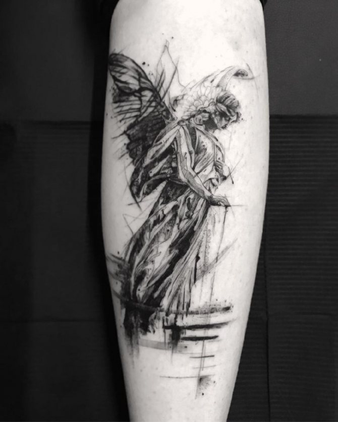 Angelo del tatuaggio in stile acquaforte