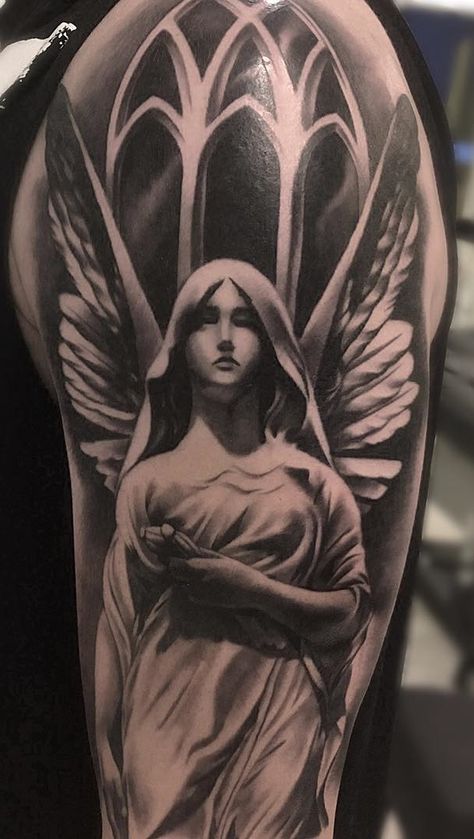 Tattoo af en engel budbringer