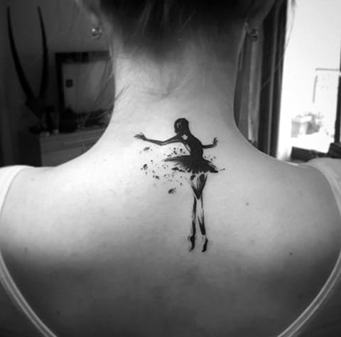 Bailarina de tatuagem