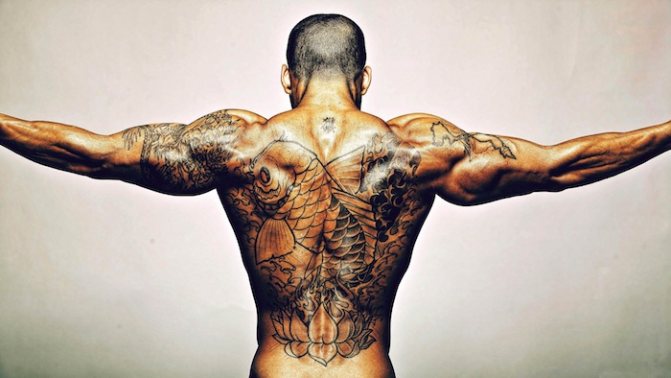 uendelighed tatovering på mand
