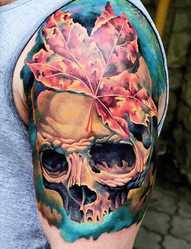 Tattoo schedel. Wat het betekent voor mannen, meisjes, schetsen op de pols, arm, schouder, onderarm