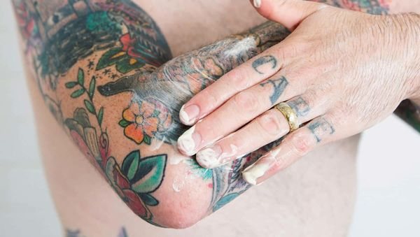 Tattoo Chicago for piger. Betydning, foto: ærme, underarm, håndled, skulder