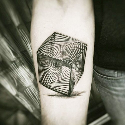 Tatuagem geométrica no braço. Esboços para raparigas, masculino, colorido, preto e branco