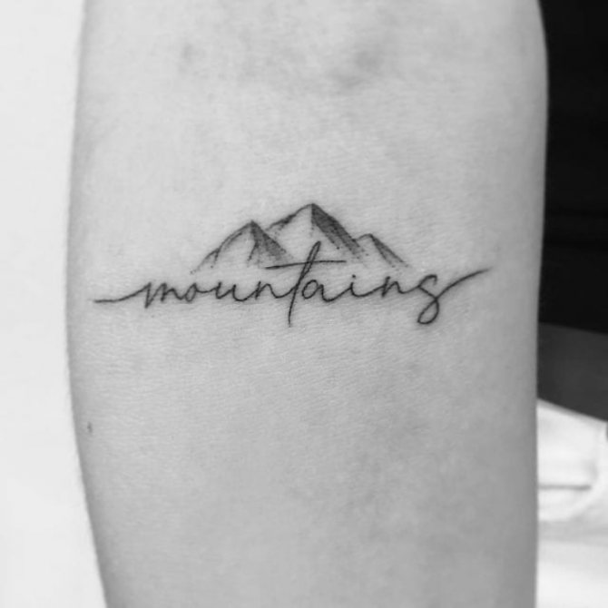 tatuaggio di montagna