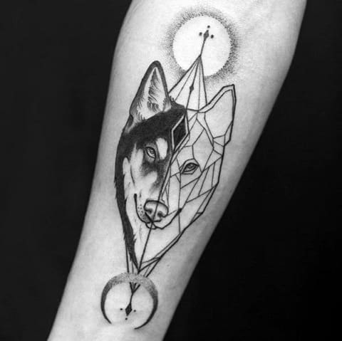Husky Geometria tyyli tatuointi