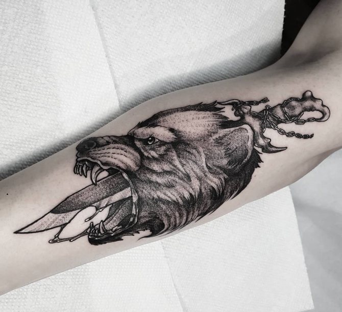Татуировка Кинжал и вълк
