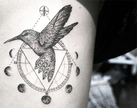 Tatuaggio colibrì