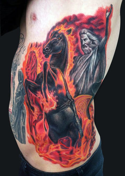 Tatuiruotė arklys ant ugnies