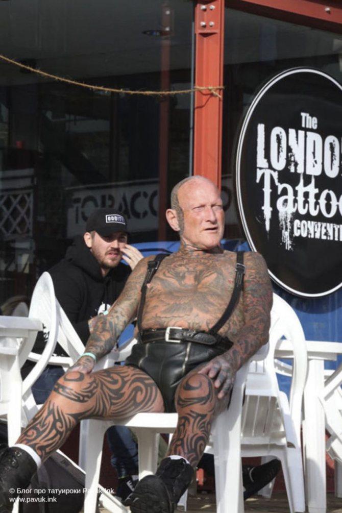 Конвенция за татуировки 18