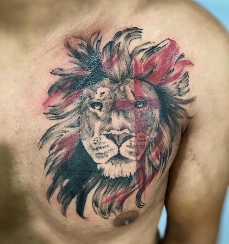 Tatuagem de polca de leão tatuado