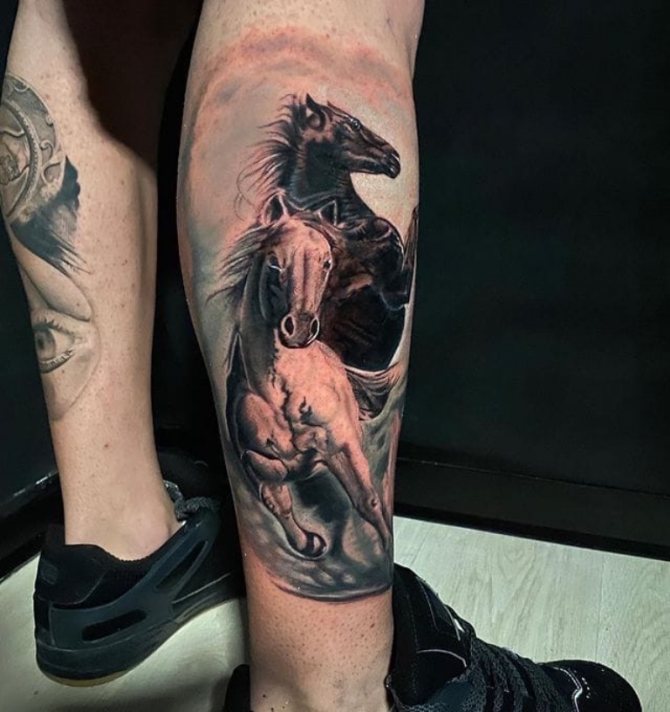 дизайн на татуировки на коне за момичета