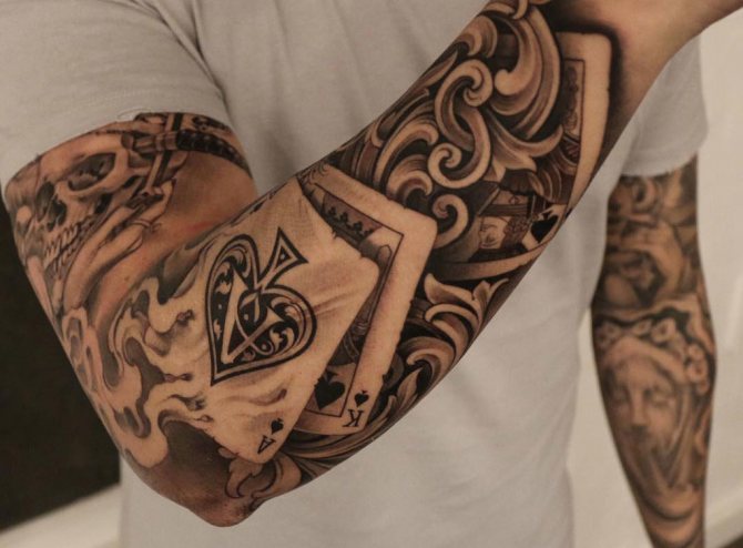 tattoo kort kulører betydning