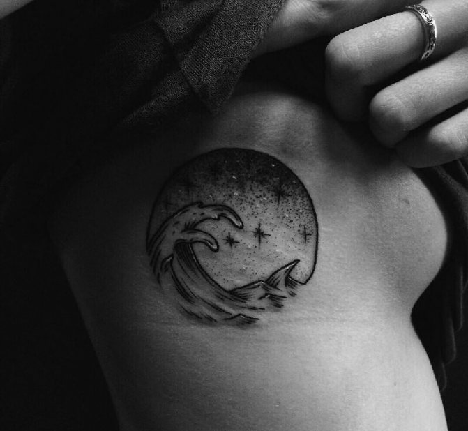 Tattoo Sea - Must-valge Tattoo Sea - Tattoo Sea