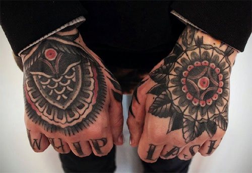 Tetovaža na zapestju za moške in dekleta. Fotografije, vzorci, napisi, slike s pomenom, ideje za tetovaže in njihovi pomeni