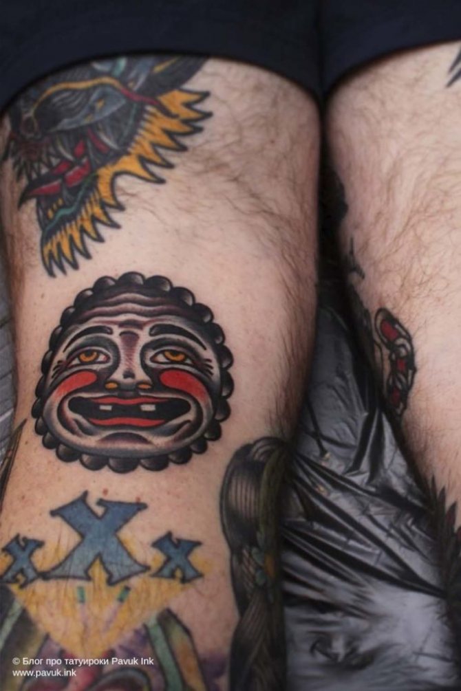tatuaż na kolanach 31