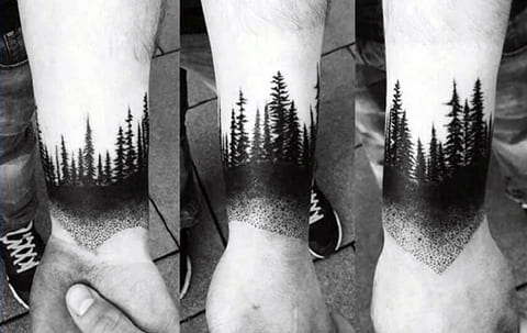 Tetoválás a csuklón - egy erdő