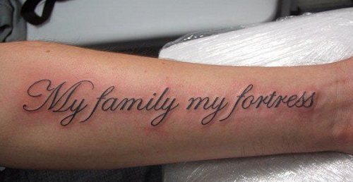 tatoveringsindskrift på underarm
