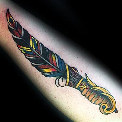 Tetovací nôž Papillon. Fotografia, význam, miniatúry s ružou, nápis, pavučina
