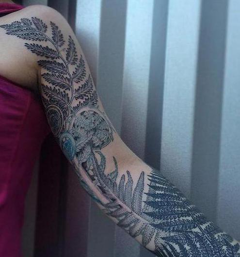 Tatuaj de semnificație ferigă