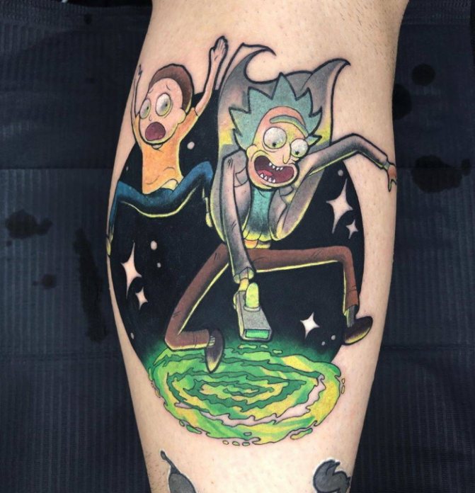 Tattoo van Rick and Morty. Zwart-wit tatoeages op arm, been, hand, ribben, foto
